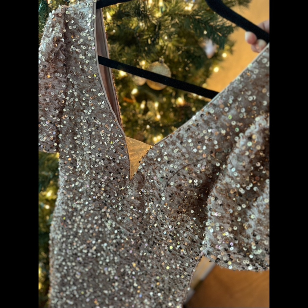 CHAMPAGNE SEQUIN GOWN